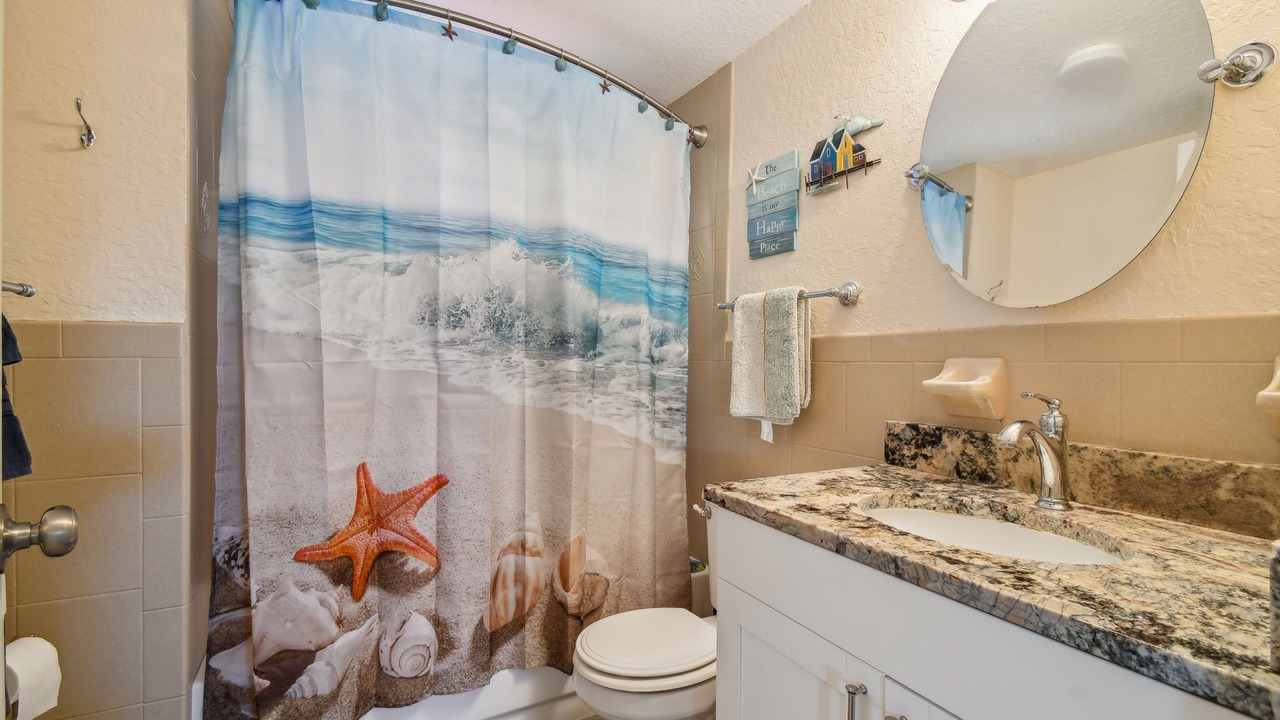 Photo of Bathroom in Hudson Beach Estates