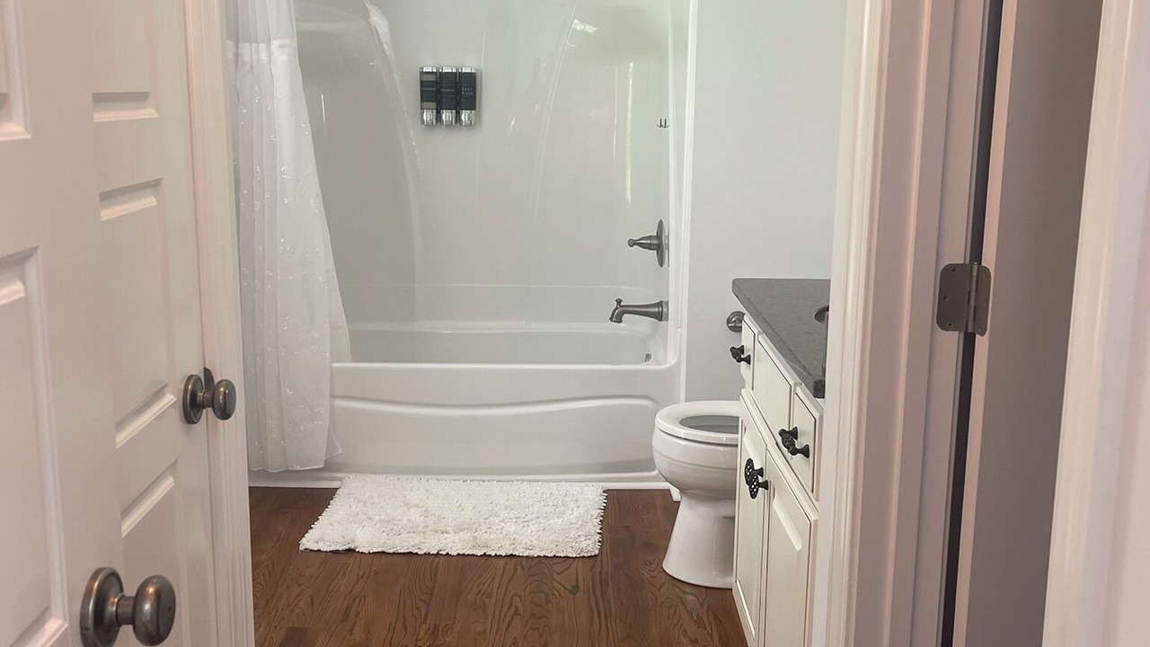 Photo of Bathroom in Langston