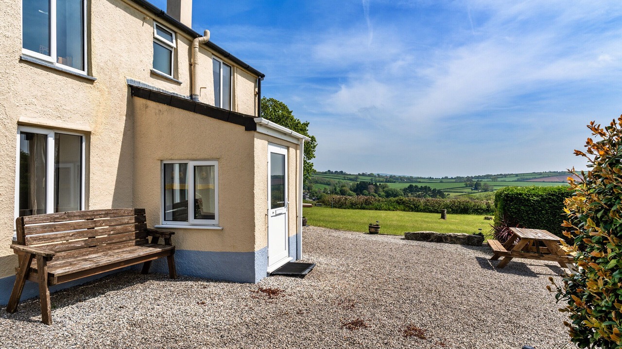 Photo of Patio Balcony in Liskeard
