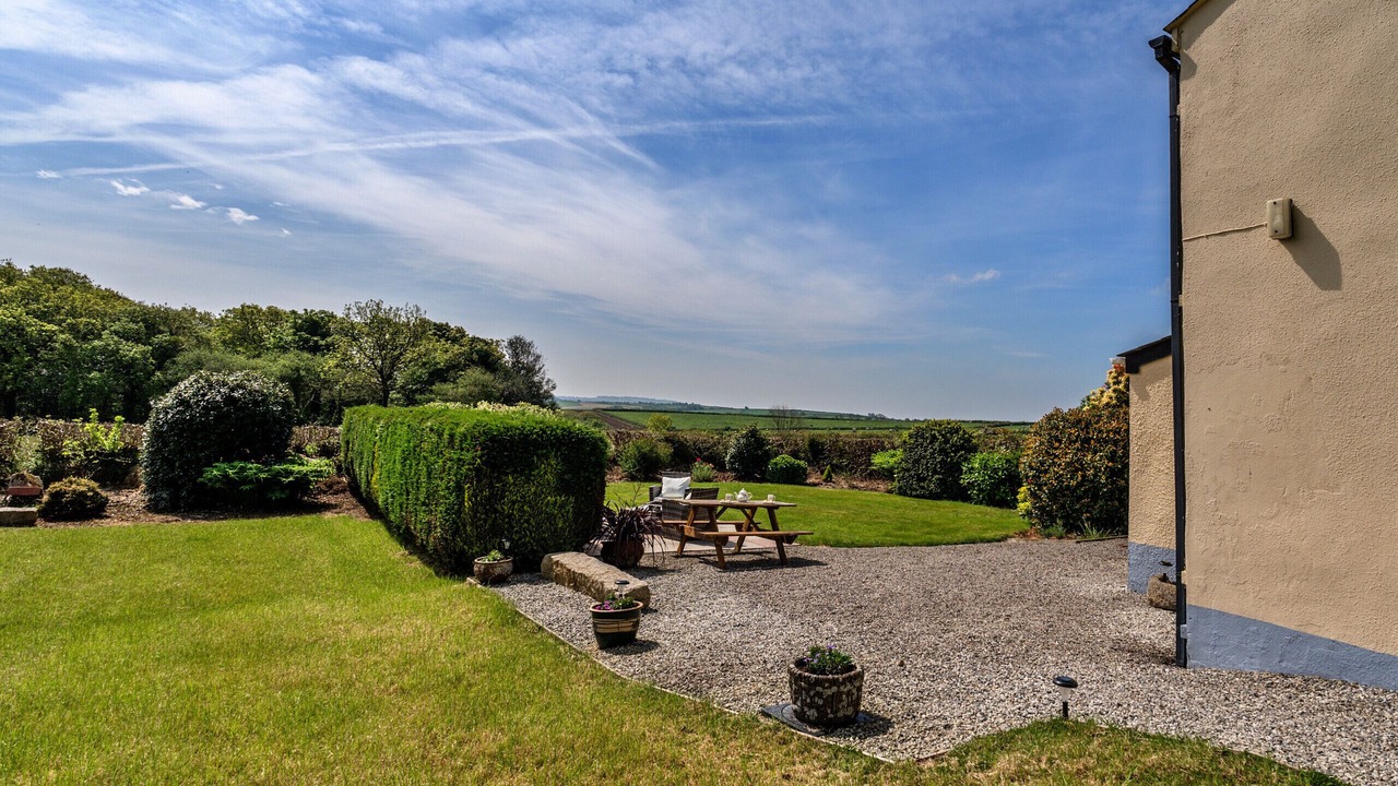 Photo of Patio Balcony in Liskeard