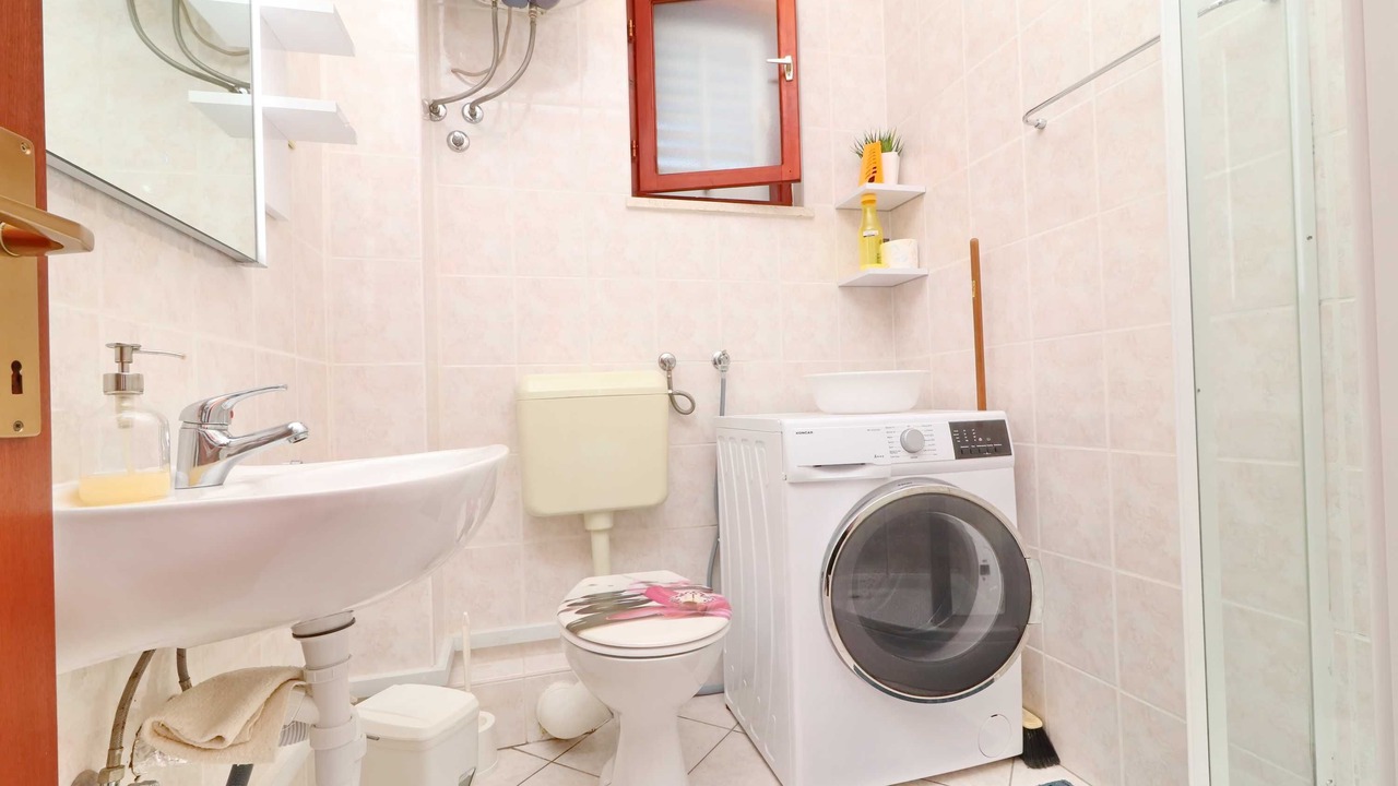 Photo of Bathroom in Skrivena Luka