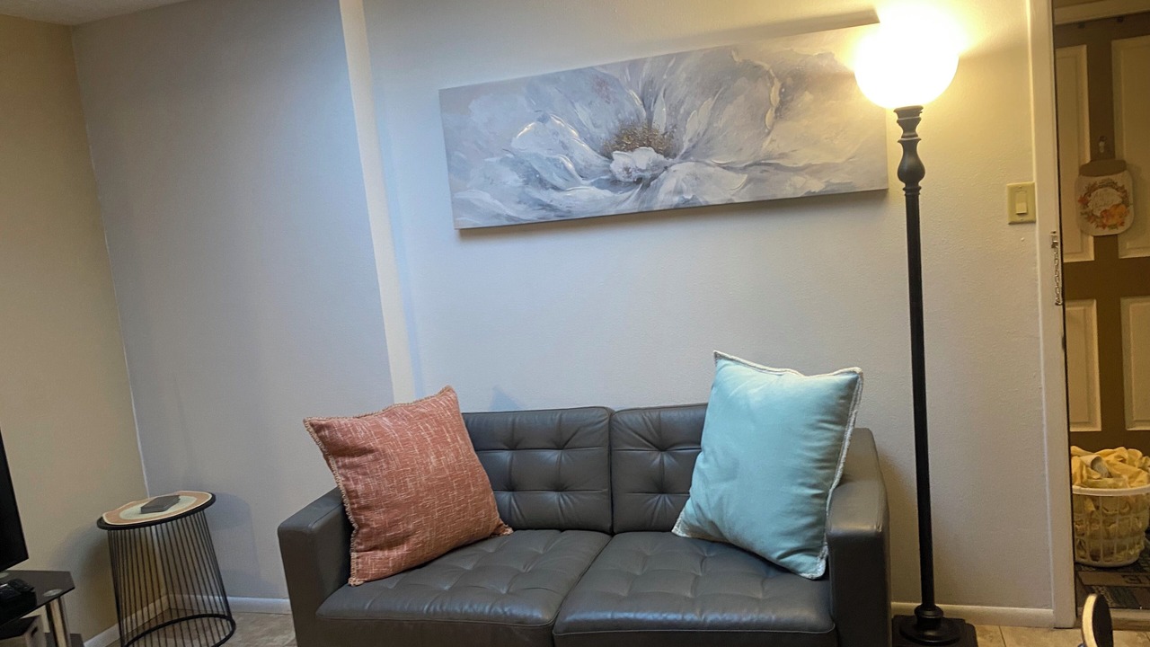 Photo of Livingroom in Nob Hill