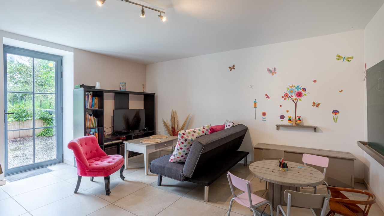 Photo of Livingroom in Saint-Etienne-du-Bois