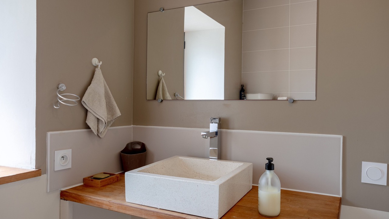 Photo of Bathroom in Saint-Etienne-du-Bois
