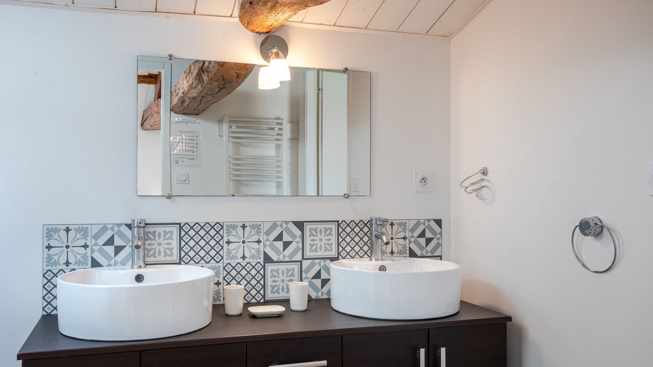 Photo of Bathroom in Saint-Etienne-du-Bois