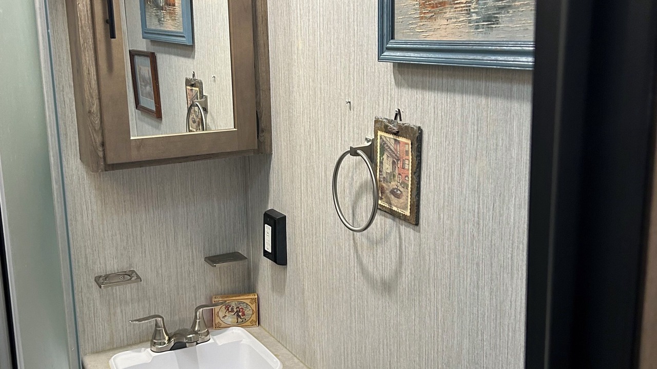 Photo of Bathroom in Skiatook