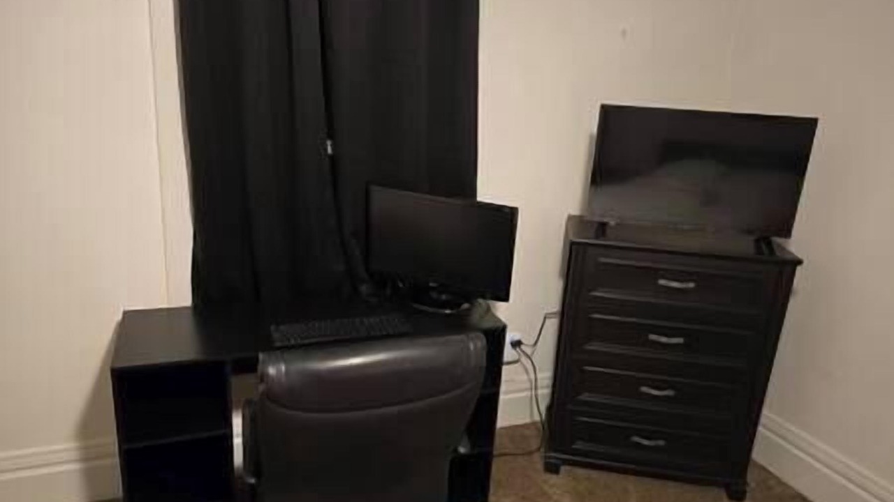 Photo of Bedroom in Highland Square