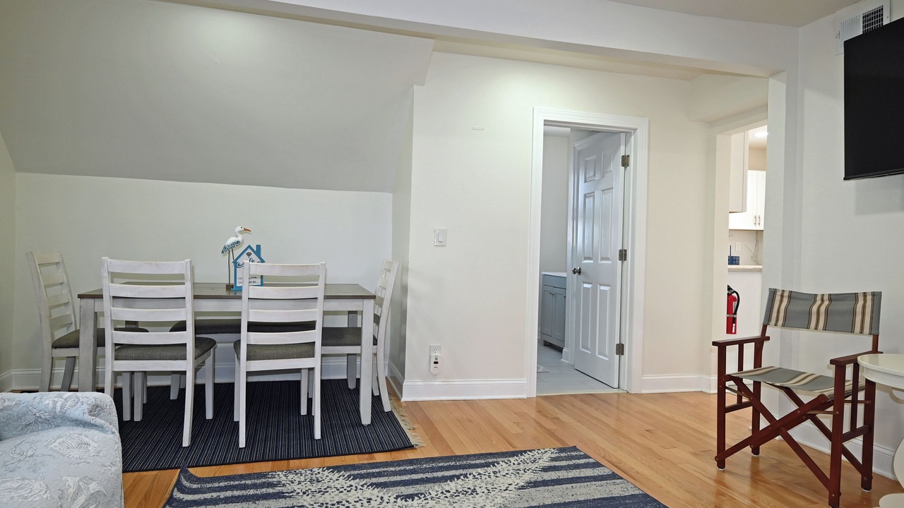 Photo of Livingroom in Wall