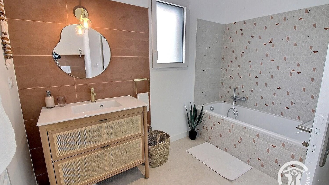 Photo of Bathroom in Binic