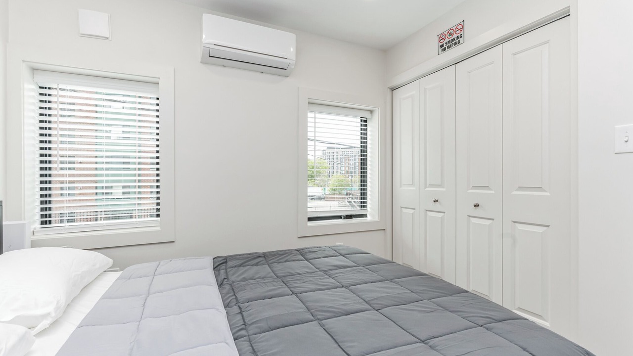 Photo of Bedroom in North Capitol Street