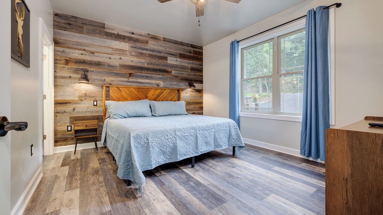 Photo of Bedroom in Massanutten