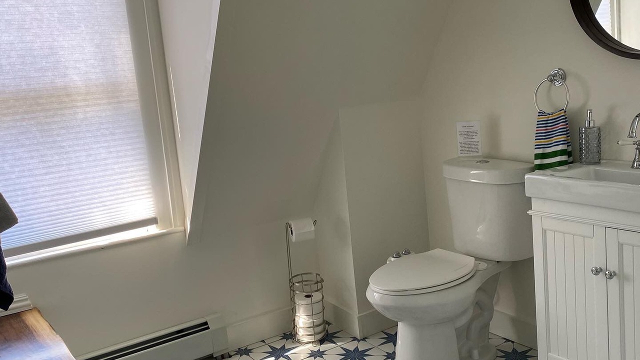 Photo of Bathroom in Brooklin