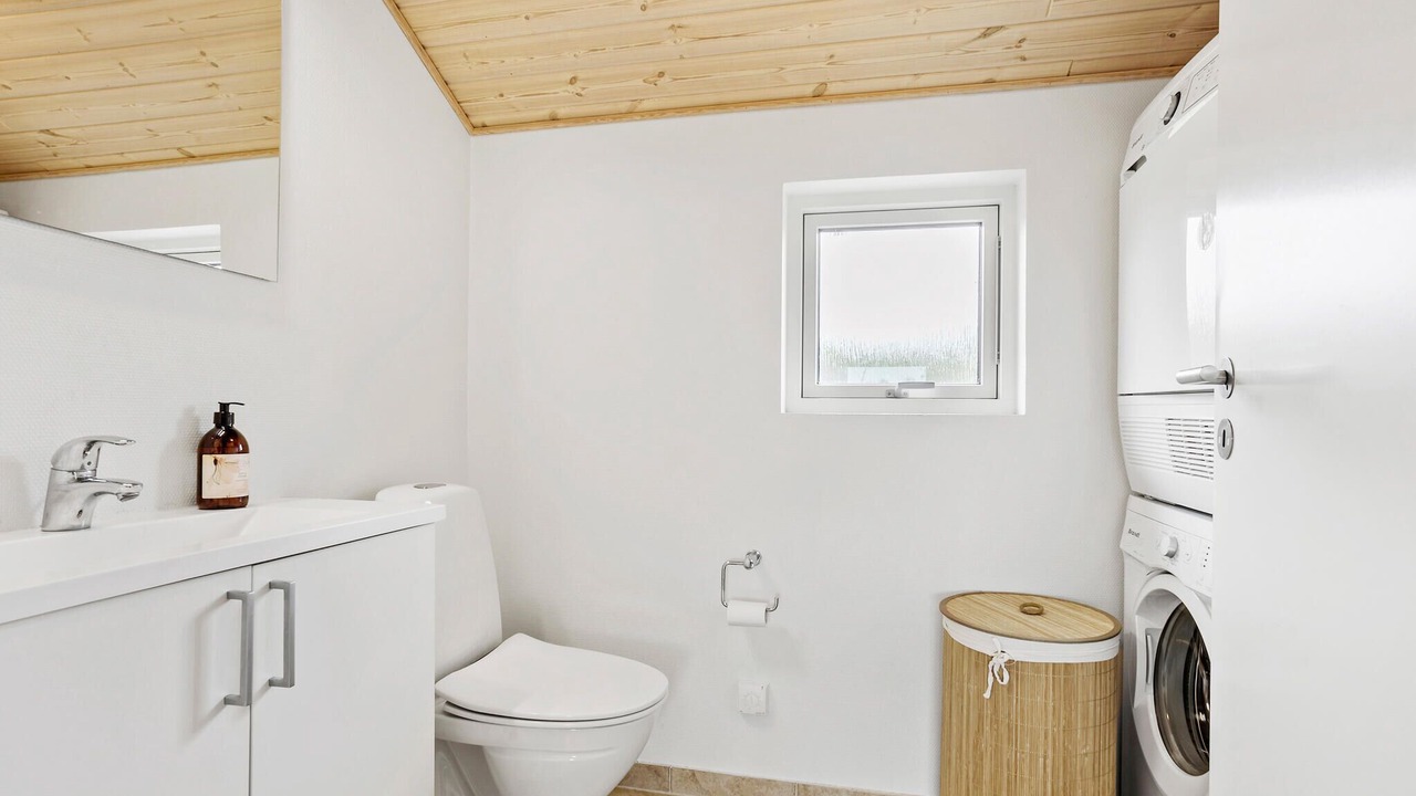Photo of Bathroom in Aalbaek