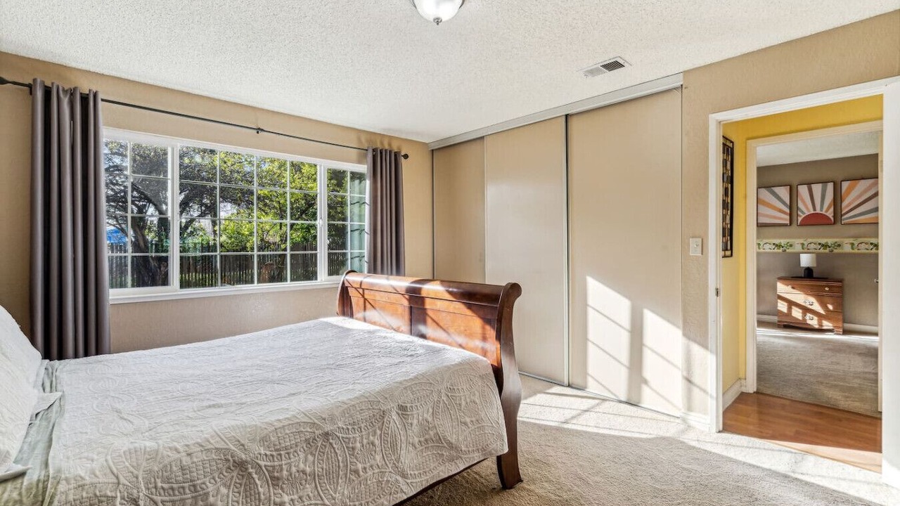 Photo of Bedroom in Union City