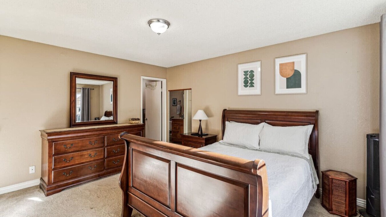 Photo of Bedroom in Union City