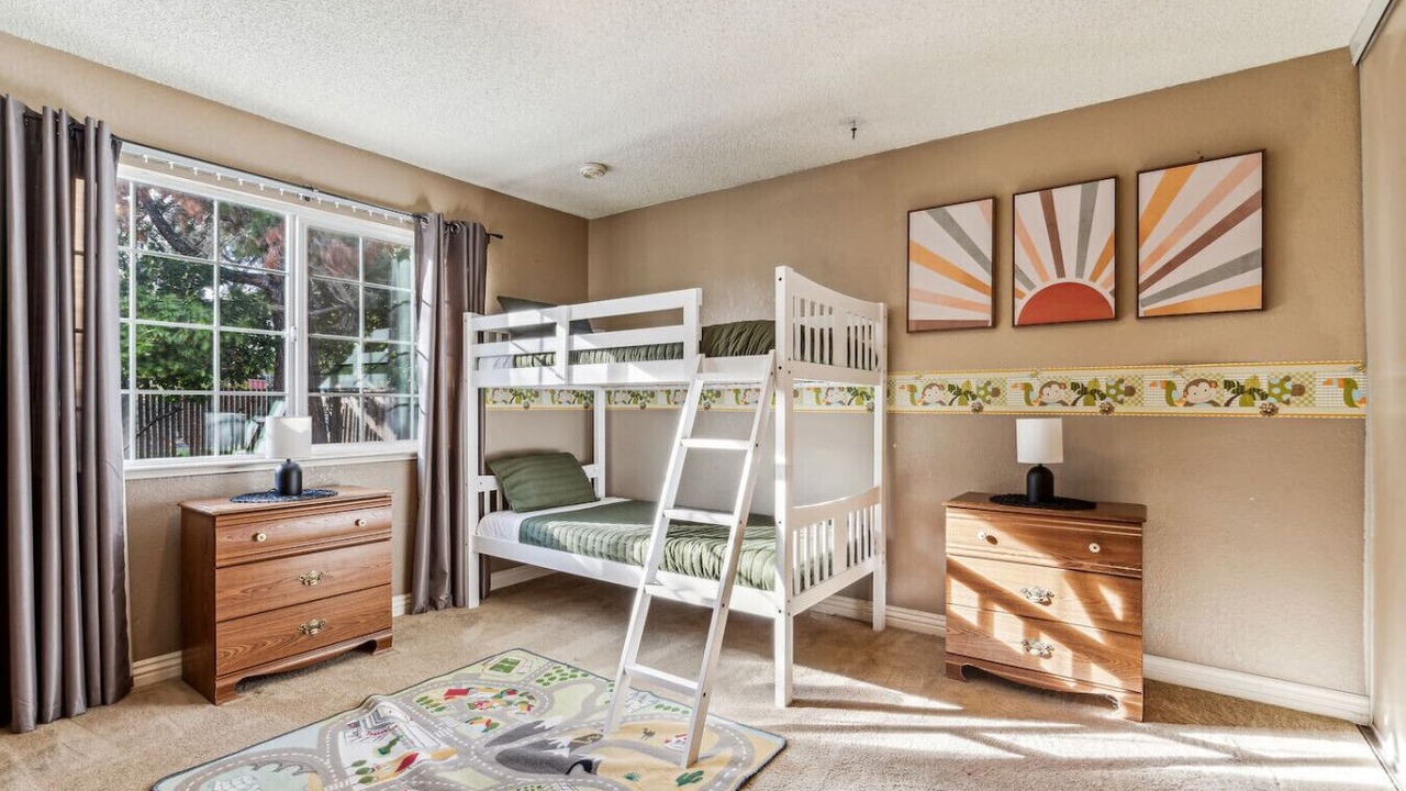 Photo of Bedroom in Union City