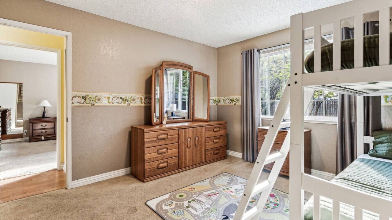 Photo of Bedroom in Union City