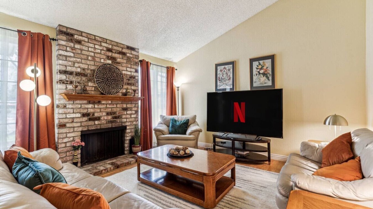 Photo of Livingroom in Union City