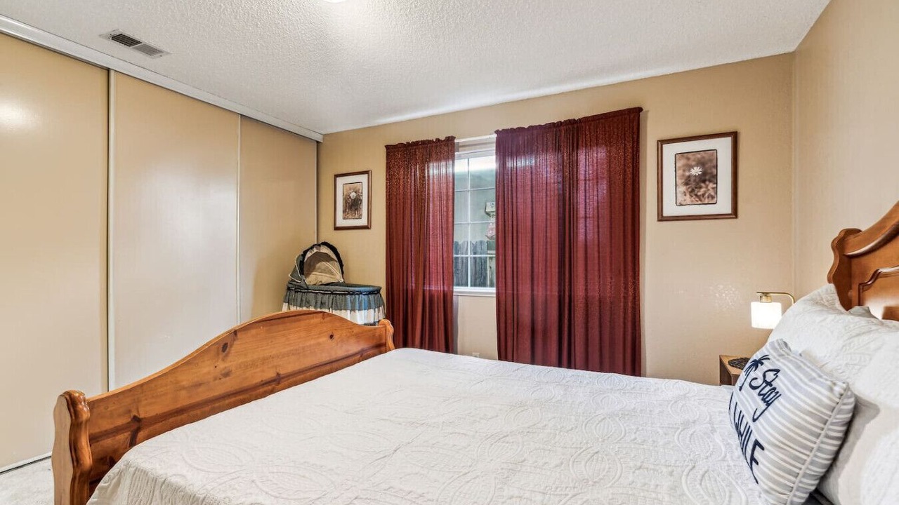Photo of Bedroom in Union City