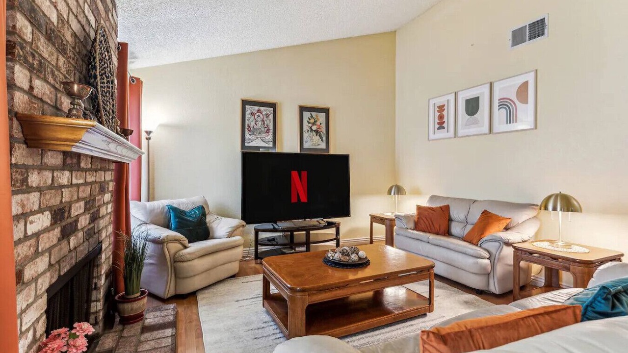 Photo of Livingroom in Union City