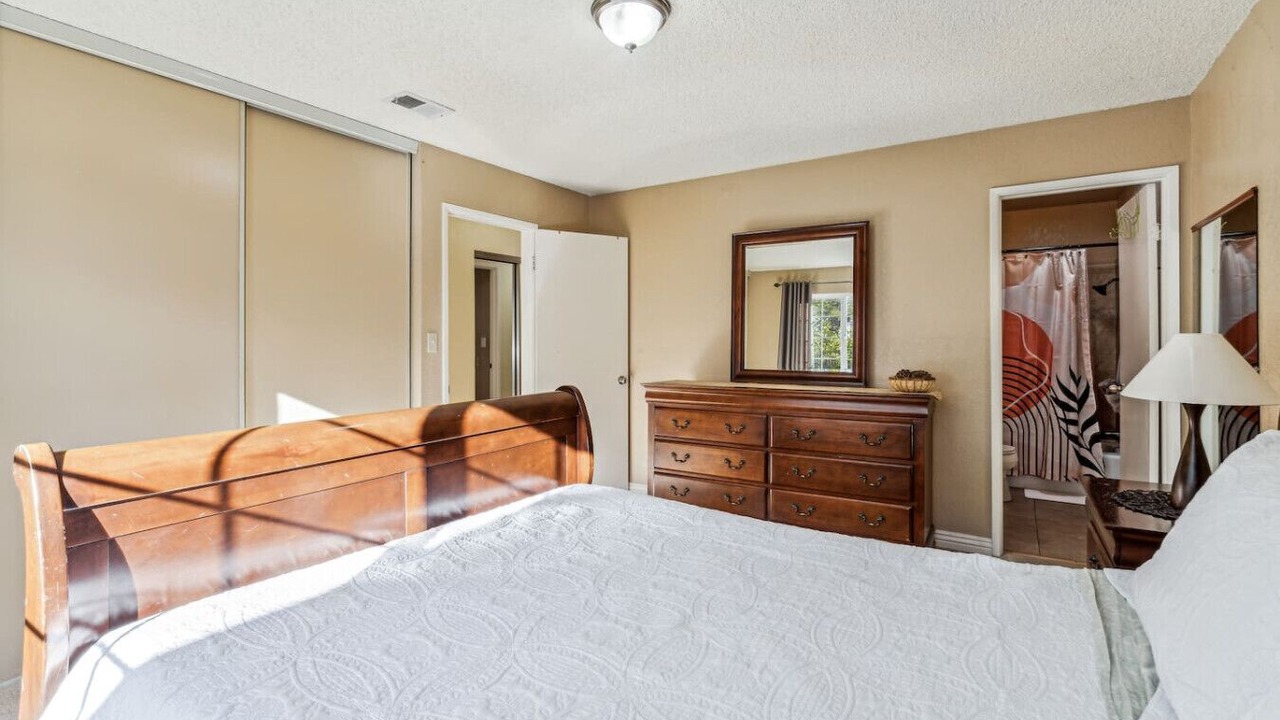 Photo of Bedroom in Union City