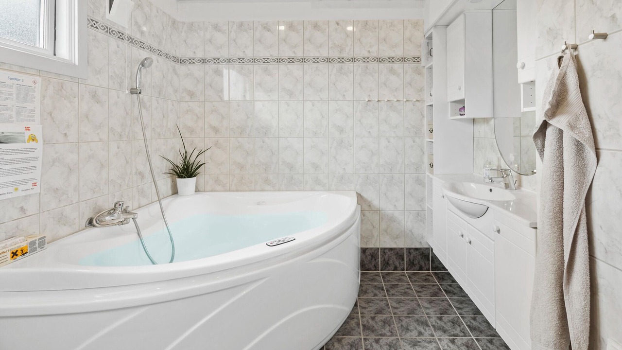 Photo of Bathroom in Bøtø By