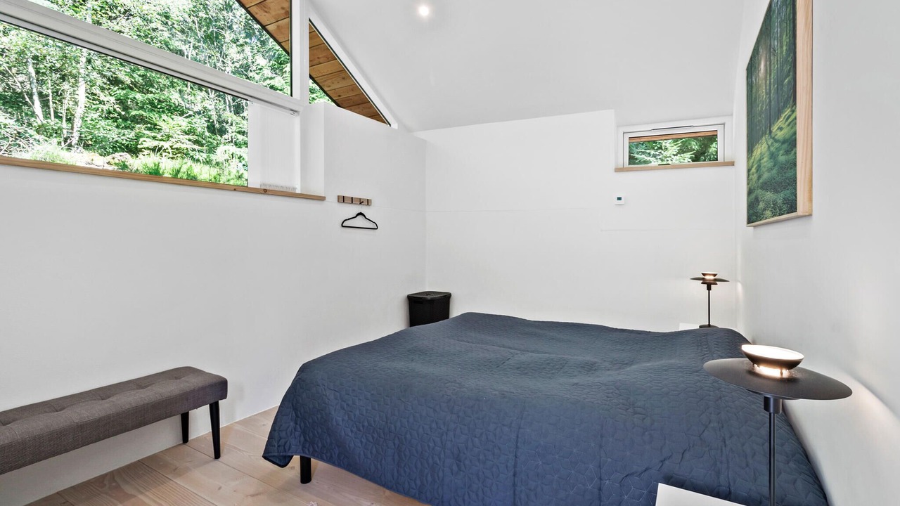 Photo of Others in Ans