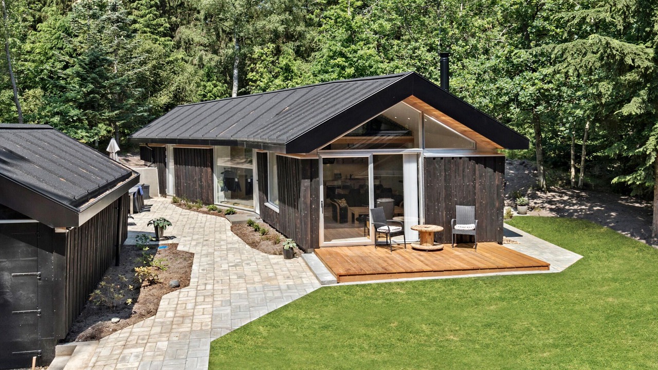 Photo of Others in Ans