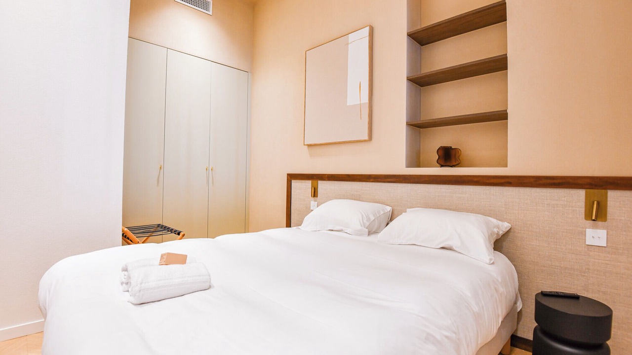 Photo of Bedroom in Opera