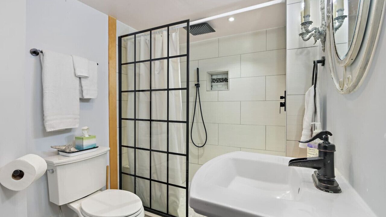 Photo of Bathroom in Manito