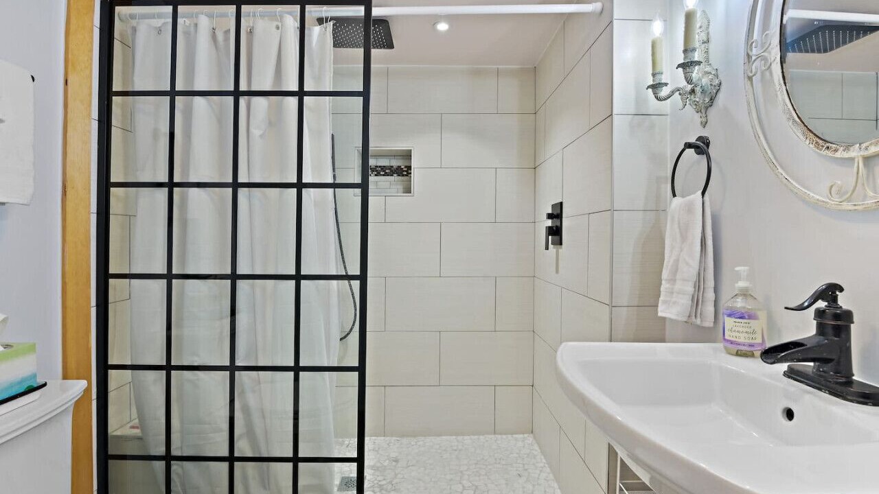 Photo of Bathroom in Manito