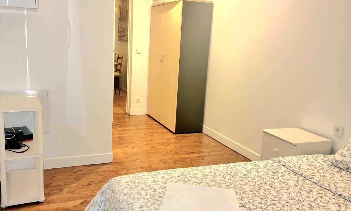 Photo of Bedroom in Houilles