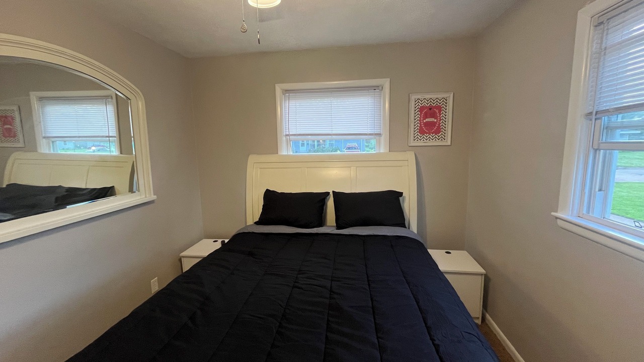 Photo of Bedroom in Hiawatha