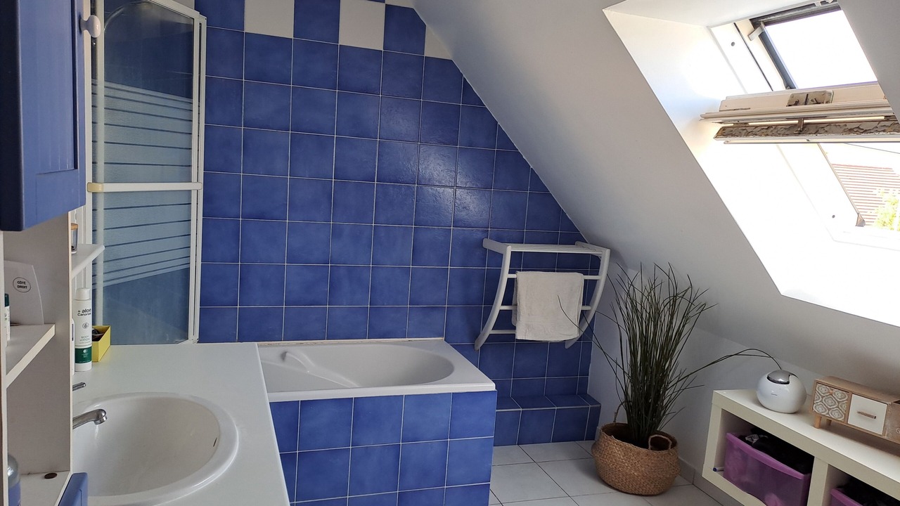 Photo of Bathroom in Authie