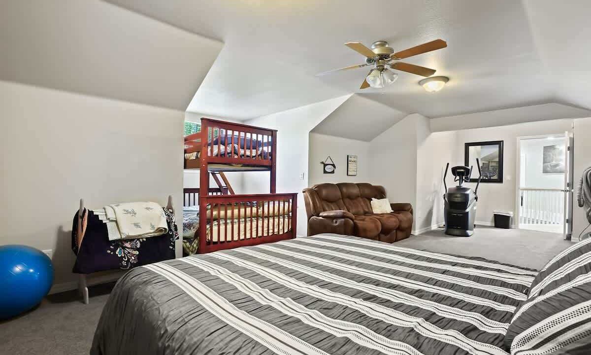 Photo of Others in Eagle