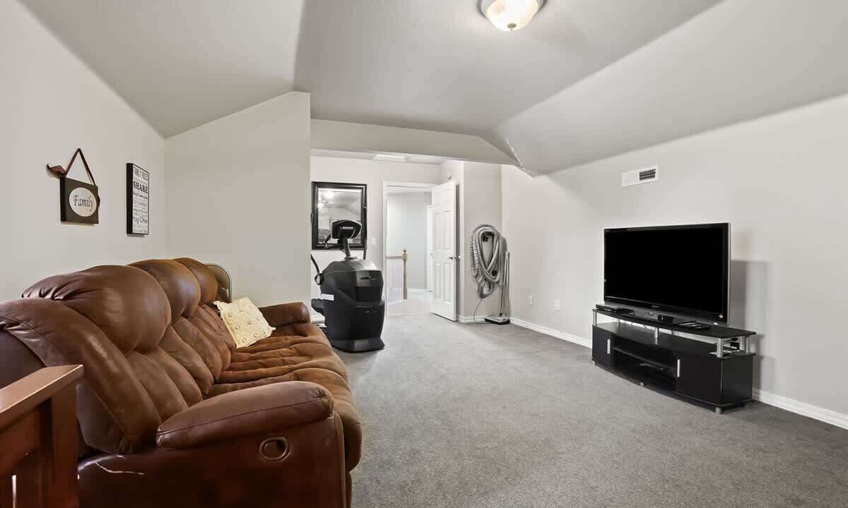 Photo of Bedroom in Eagle