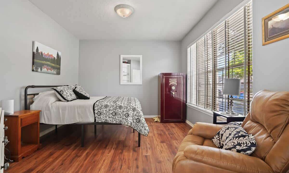 Photo of Others in Eagle