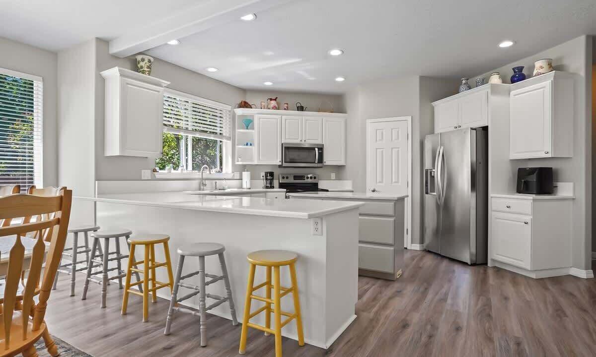 Photo of Others in Eagle