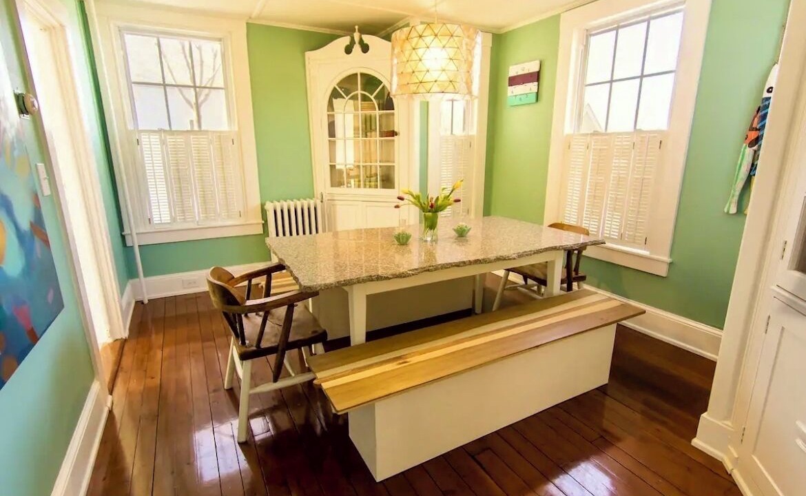 Photo of Livingroom in Waldo County