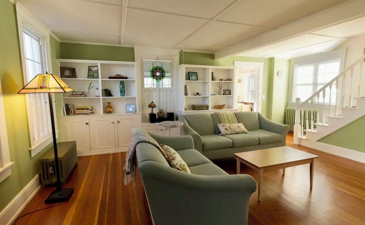 Photo of Livingroom in Waldo County