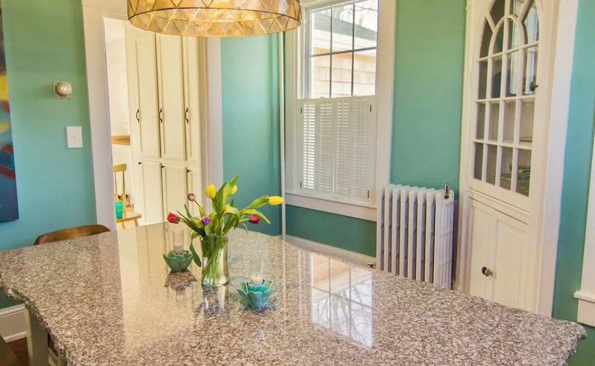 Photo of Livingroom in Waldo County