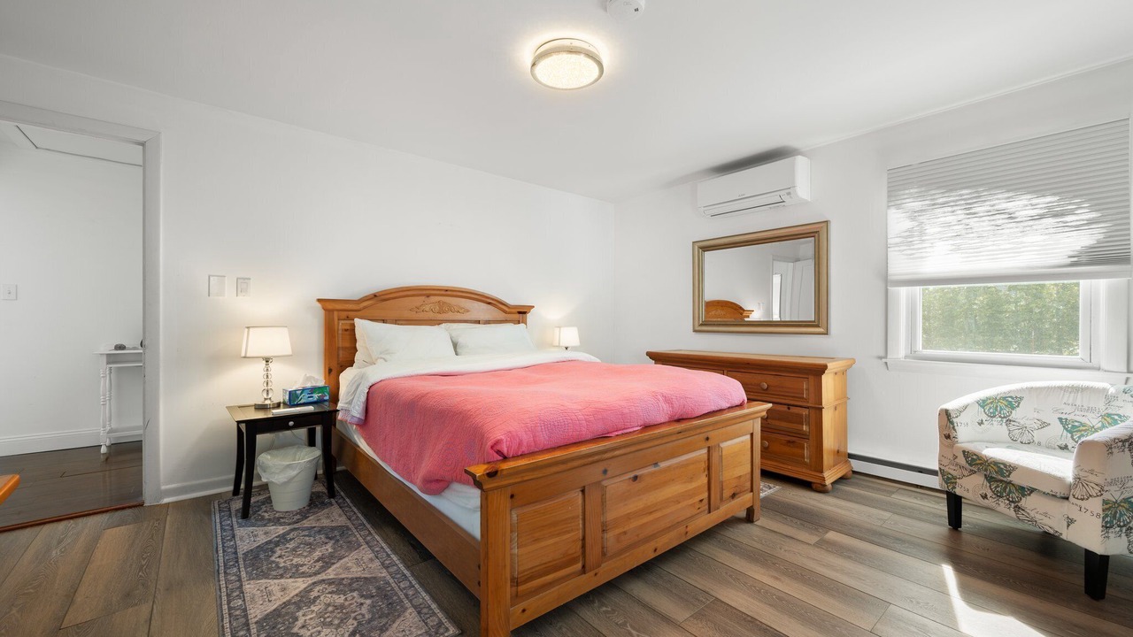 Photo of Bedroom in Niantic