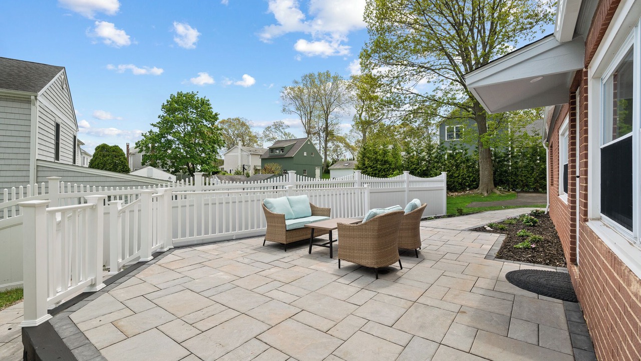 Photo of Patio Balcony in Niantic