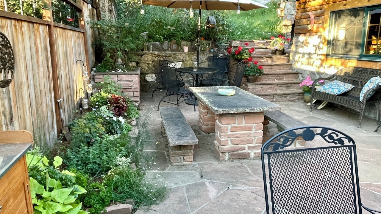 Photo of Outdoor in Indian Hills