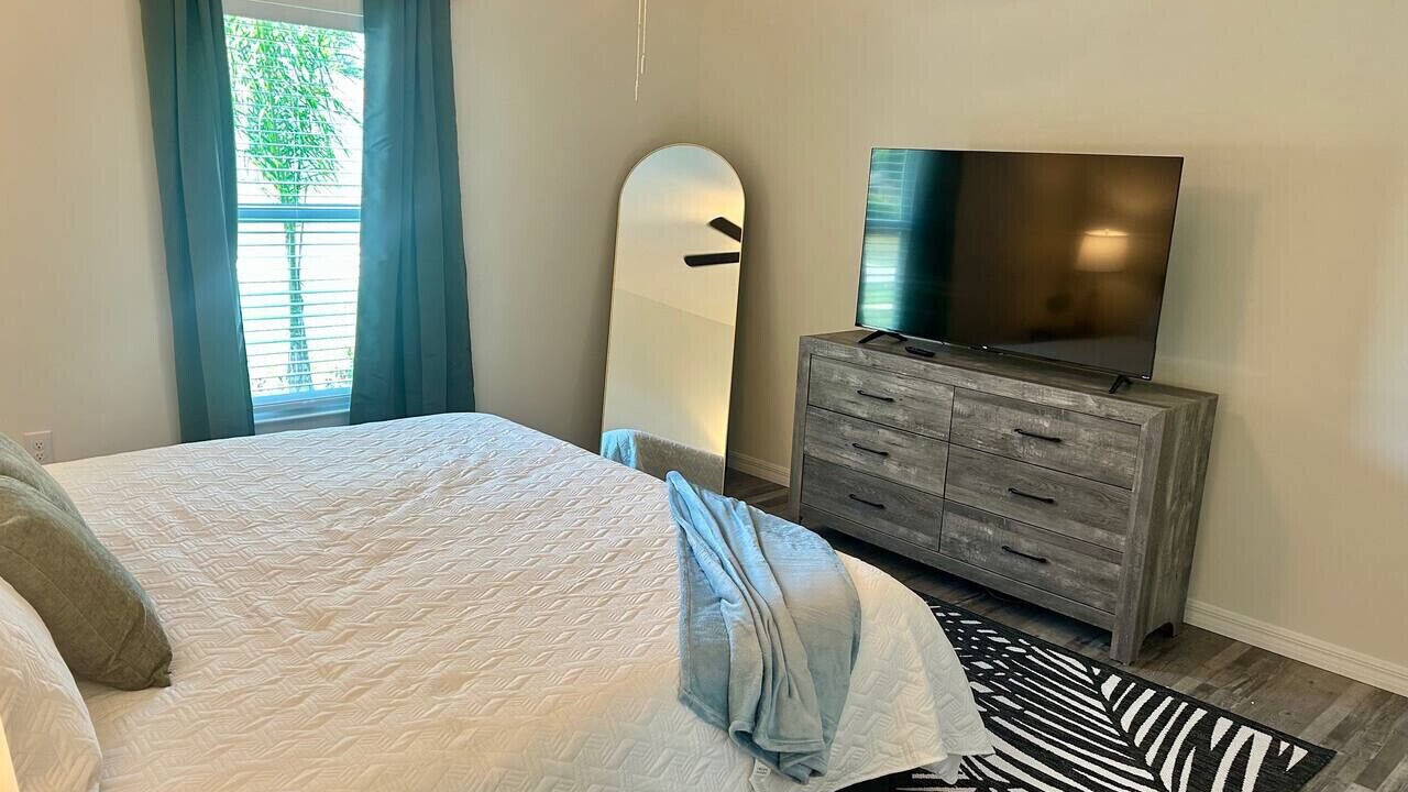 Photo of Bedroom in Diplomat