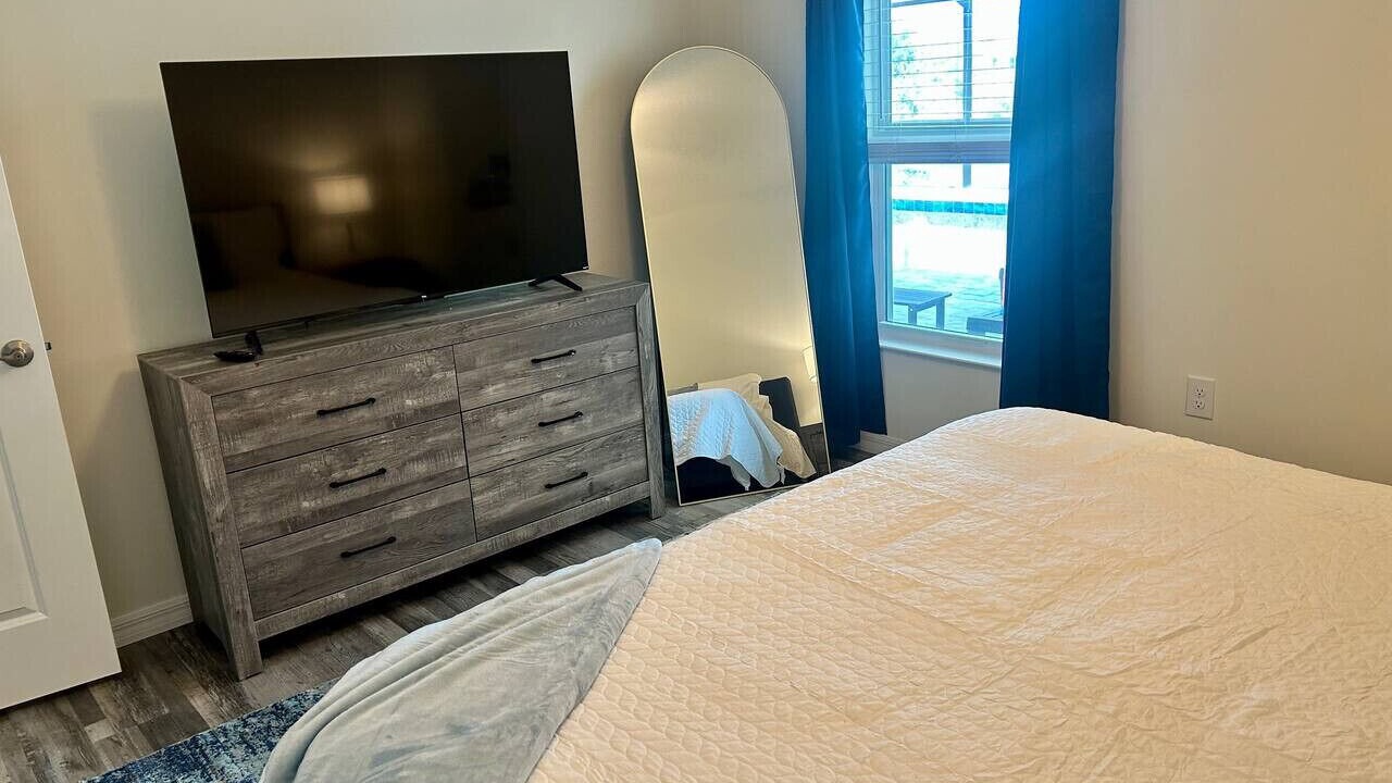 Photo of Bedroom in Diplomat