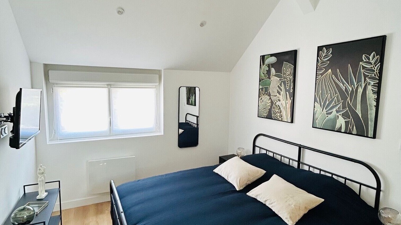 Photo of Bedroom in Loeuilly