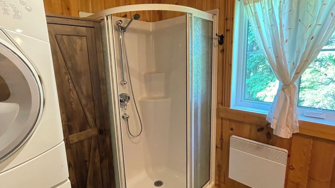 Photo of Bathroom in Baie-St-Paul