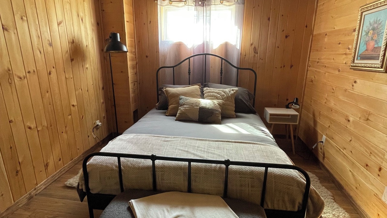 Photo of Bedroom in Baie-St-Paul