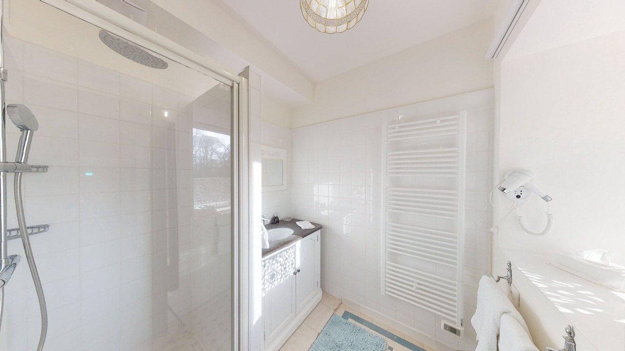 Photo of Bathroom in Bordeaux-Saint-Clair